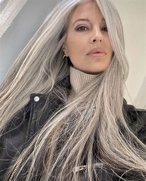 Pin By Jennifer Moore Imbody On Hair Silver Haired Beauties Gray