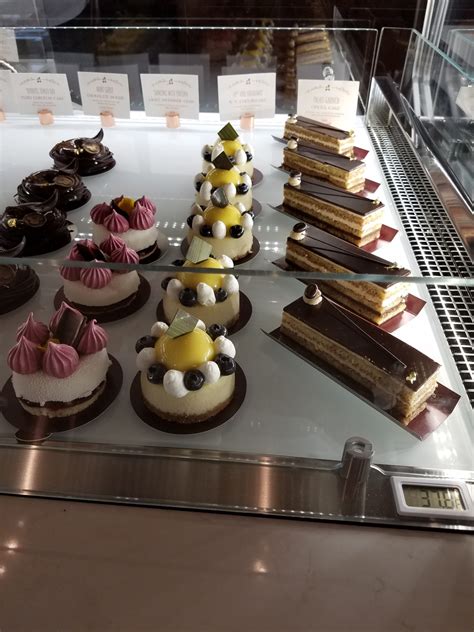 Enjoy Dessert and a Nightcap at Amorette's Patisserie in Disney Springs ...