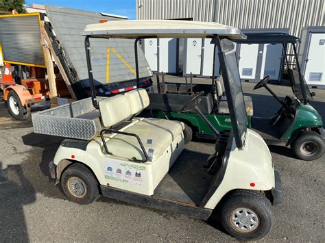 Yamaha White Golf Cart With Short Box Has Key No Hourly Gauge Has