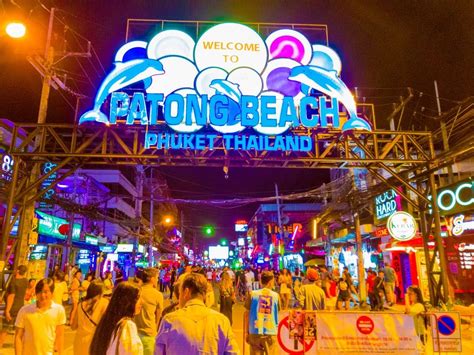 25 Best Things To Do In Phuket Thailand The Crazy Tourist Phuket Shopping Phuket Travel