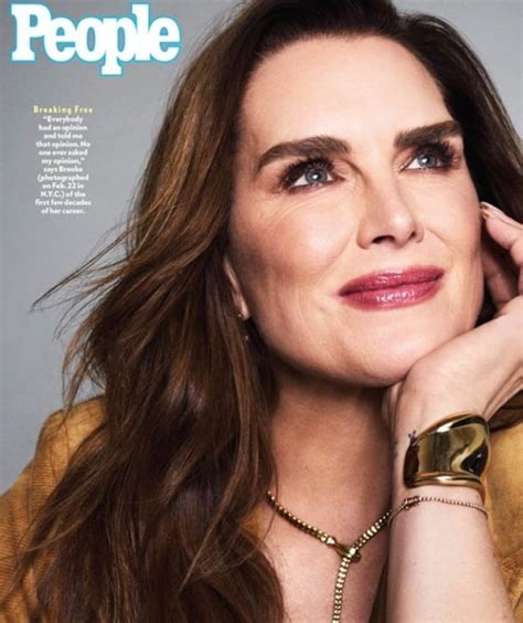 Brooke Shields Luce Cuerpazo En Traje De Baño A Sus 55 Años Revista Clase