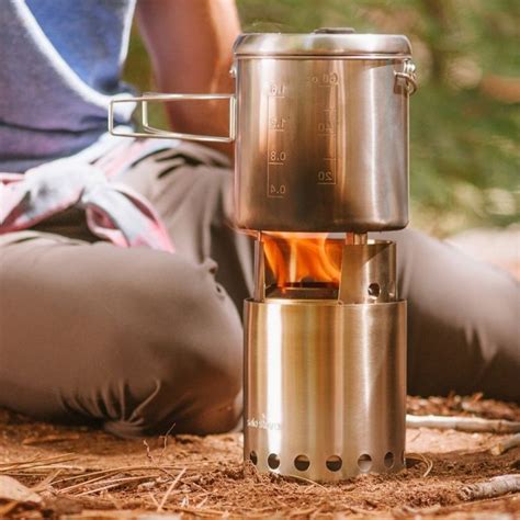 It's perfect for short hiking, camping, or in an emergency supply kit. Solo Stove Titan Wood Burning Camp Stove - Mökkimies.com