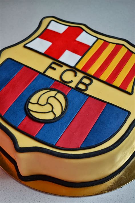 See actions taken by the people who manage and post content. Városi lány: FC Barcelona torta