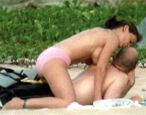 Alyssa Milano Naked Beach Candids Smoking Hot The Fappening