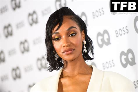 Jourdan Dunn Displays Her Sexy Tits At The Gq Men Of The Year Awards 32 Photos Onlyfans