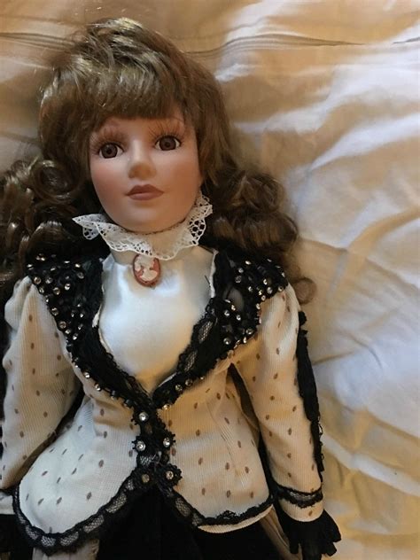 Identifying A Porcelain Doll Thriftyfun