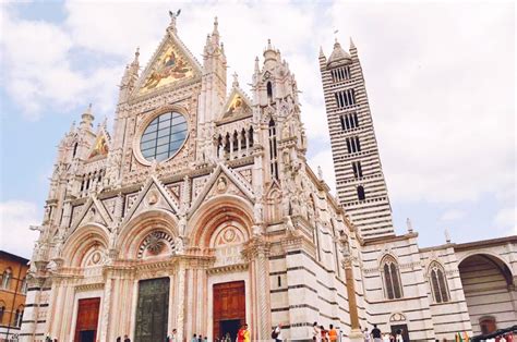 Great deals for casa oca hotel rooms. Cosa vedere a Siena e dintorni, e dove parcheggiare ...