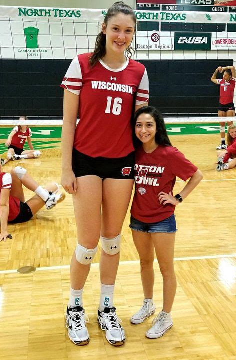 Tall Volleyball Player Compare By Lowerrider Tall Girl Female Volleyball Players Tall Women