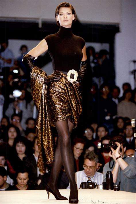 Lalinda Evangelista Fashion Models 90s Vintage Versace
