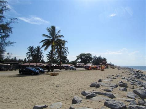 From here, guests can enjoy easy access to all that the lively city has to offer. -: Pantai Cahaya Bulan, Kelantan.