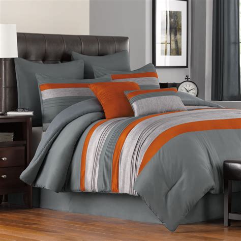 We offer a collection of sizes including king, queen, twin & more. Livingston 6-8 Piece Comforter Set - BedBathandBeyond.com ...