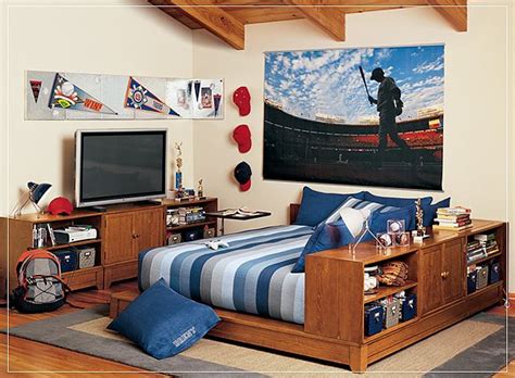 When decorating a teenage boy's bedroom, remember to make the area as functional, productive and comfortable as possible. Teen Room Ideas