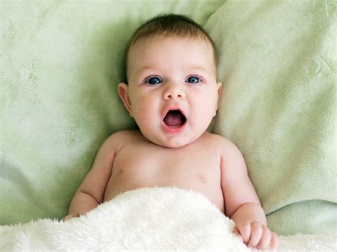 Yeni doğan bebek resimleri-3 | Anlamlı Resimler