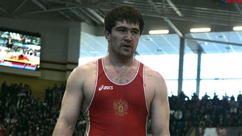 Russian Wrestler Akhmedov Was Awarded The Gold Medal Oi 2008 Teller