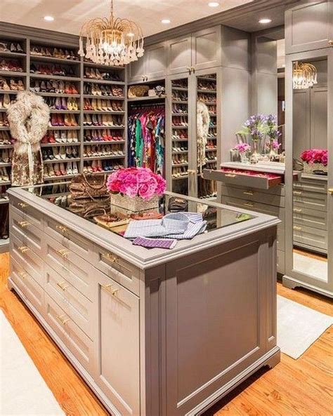 30 amazing closets design and decor ideas for women closet island walk in closet design