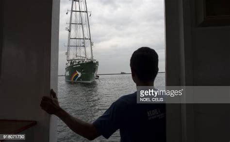 The Rainbow Warrior Photos And Premium High Res Pictures Getty Images
