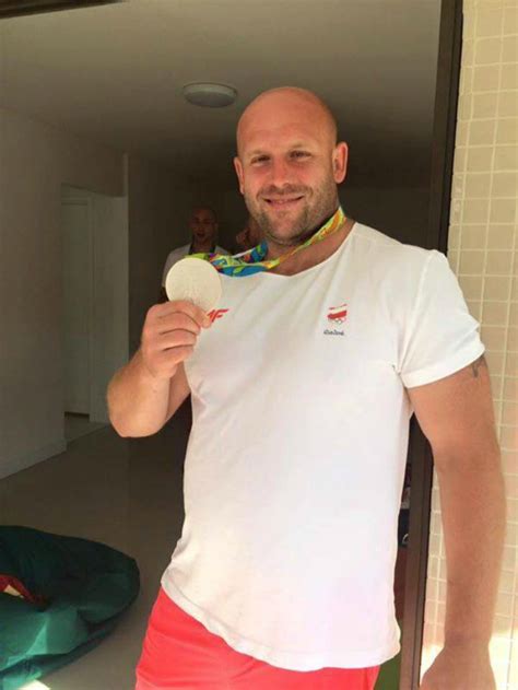 This Discus Thrower Just Auctioned His Rio 2016 Silver Medal To Save A