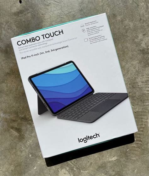 Logitech Combo Touch Ipad Pro 11 Inch 1st 2nd 3rd Generation