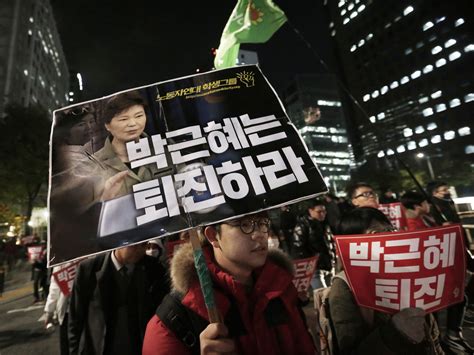 Her Job At Risk S Korea President Reshuffles Cabinet As Scandal