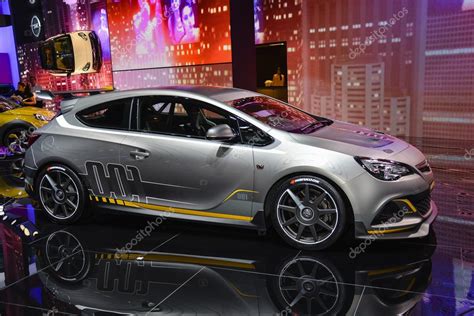 Opel Astra Opc Extreme En El Salón Del Automóvil De Ginebra 2023