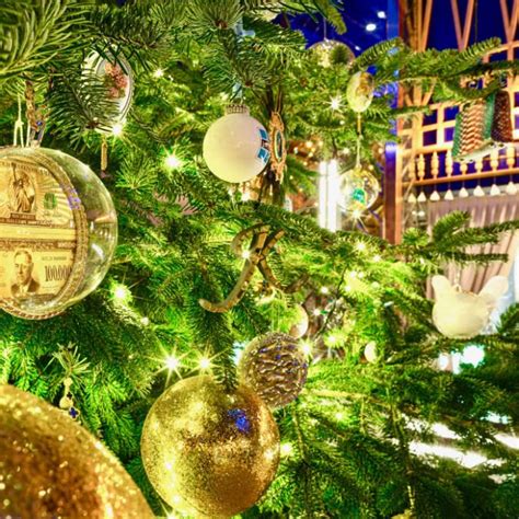 Top 15 Most Expensive Christmas Decorations