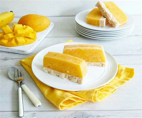These mango recipes are the best ways to eat this juicy sweet fruit! Healthy Frozen Mango And Banana Dessert Bar Recipe