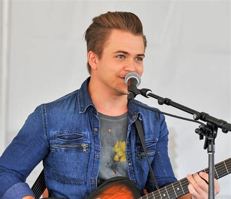 Pin By Speyton On Hunter Hayes Country Music Singers Hunter Hayes