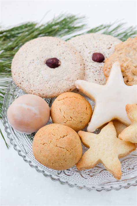 10 Delicious German Christmas Cookies [ Recipes]