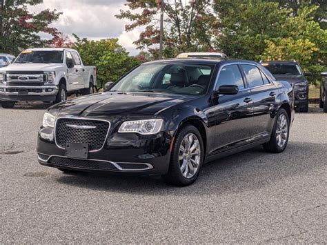 Pre Owned 2018 Chrysler 300 Touring L 4dr Car In Greensboro Gb3613