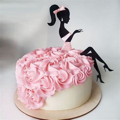 Yes Or No 17 Cake By Alya Small This Cake Is So Beautiful A Good Idea