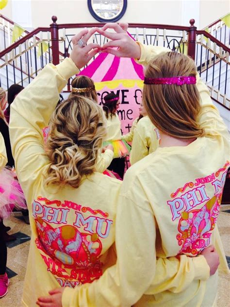 20 Thoughts Every Sorority Sister Has During Rush Society19