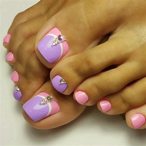 Píntєrєѕt Iiiannaiii 🌹💦 Toe Nails Toe Nail Designs Pretty Toe Nails