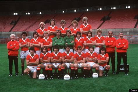 The latest man utd news, transfer news, rumours, results & player ratings. Manchester United's First Squad Photos Through The Years ...