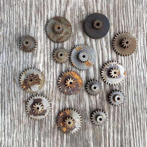 Lot Of 14 Various Metal Machine Gears