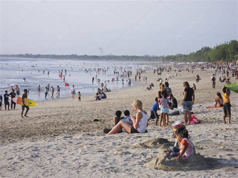 People On Crowded Kuta Beach Bali Stock Editorial Photo © Donsimon