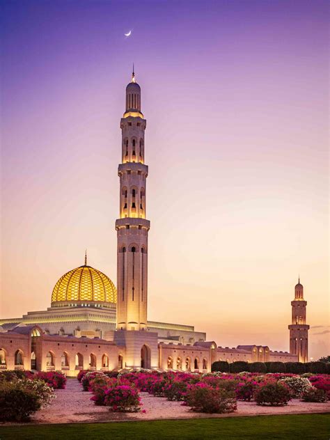 Sultan Qaboos Grand Mosque, Muscat , Oman, Arabian Peninsula, Asia