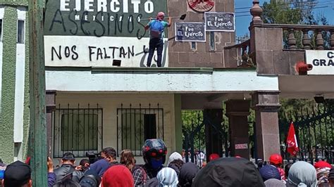 Caso Ayotzinapa Juez Federal Gira órdenes De Aprehensión Contra Exprocurador De Justicia De