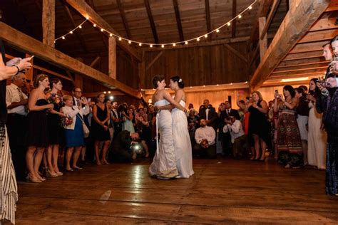 Discover all u need to know to host a barn wedding! Wedding Rental Guidelines and Price List for Historic ...