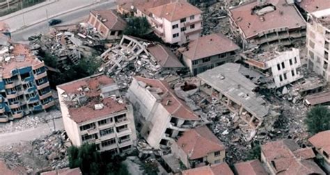 İstanbul'da saat 11.00'da deprem hissedildi. Son dakika: Kandilli'den İstanbul depremiyle ilgili ...