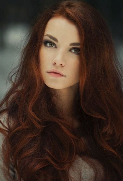 Occasionally she has light brown hair, but it still has enough of a copper tint to it to be a red head. Auburn | Cool hair color, Trendy hair color