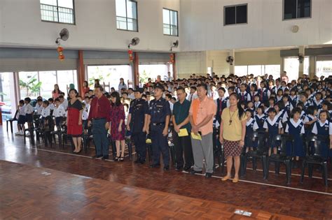 Ish, sekolah tak tutup ke… anak aku dah nak start sakit tekak dah ni. peningkatan paras indeks pencemaran udara (ipu) menyaksikan sebahagian sekolah terpaksa ditutup di beberapa negeri terutamanya di sarawak, putrajaya, selangor dan negeri sembilan. Pelancaran Program "Jom ke Sekolah" SJKC GOOD SHEPHERD ...