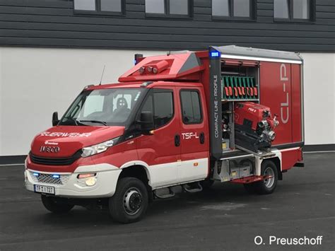 Die feuerwehr semd nutzt ausschließlich notwendige cookies. TSF-Logistik von Rosenbauer | Feuerwehr-Magazin