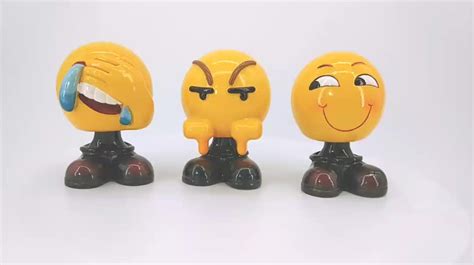 Custom Cartoon Bobblehead Toy Resin Wechat Expression Doll Car