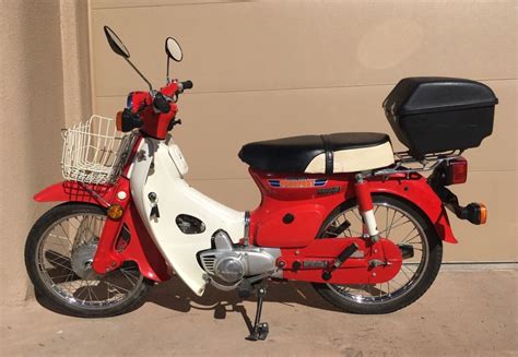1 000 1981 Honda C70 Passport Deluxe Bike Urious