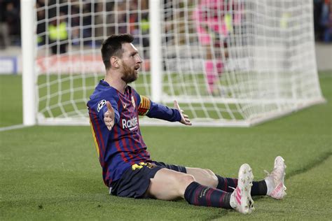 Lionel Messi Hits 600 Goals With A Brace Barca Beats Liverpool 3 0 The Spokesman Review