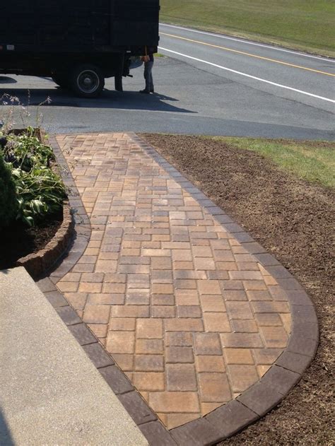 Best 25 Paver Walkway Ideas On Pinterest Walkways Paver Pathway And