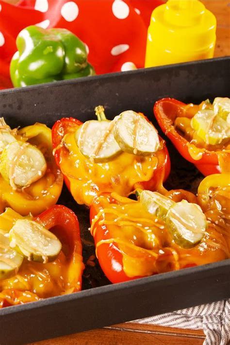 But it's not always as simple as dividing the meat and throwing it on the grill. These Budget-Friendly Ground Beef Recipes Are Easy To Make And SO Delicious | Stuffed peppers ...