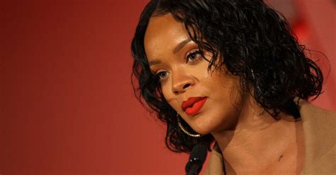 Sports Writer Calls Rihanna Fat And The Internet Claps Back Livestrongcom