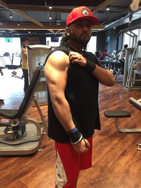 Yo Yo Honey Singh Gets Into Fitness Mode For His Comeback Video Photosimagesgallery 88102