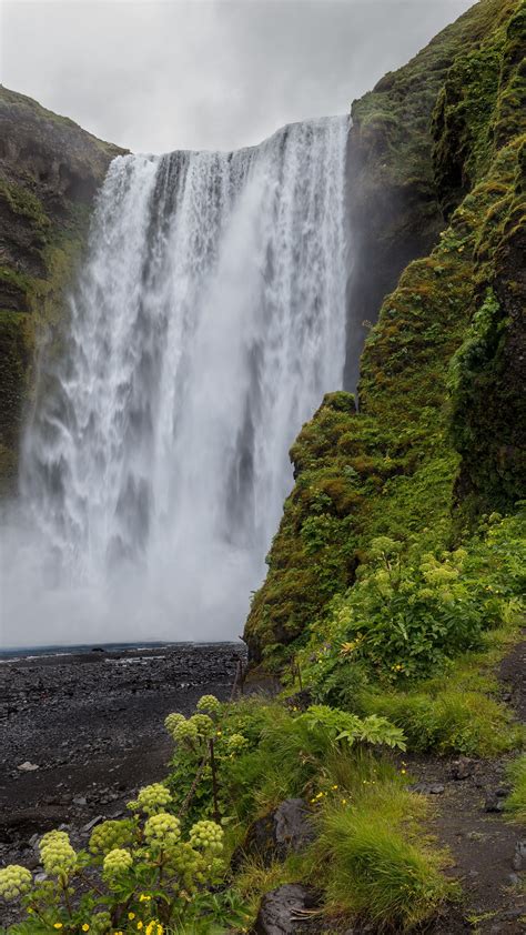 Skogafoss Waterfall In Summer Iceland Wallpaper Backiee